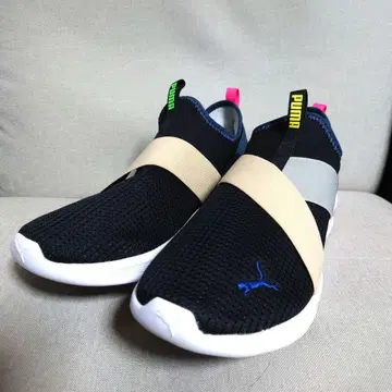 Puma Soft Foam 스니커즈 블랙/베이지