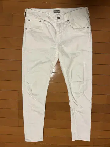 BARELOW DENIM 화이트 데님 슬림 핏