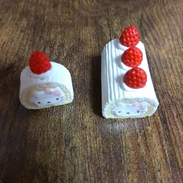 리멘트 헬로키티 작은 케이크 가게 롤케이크