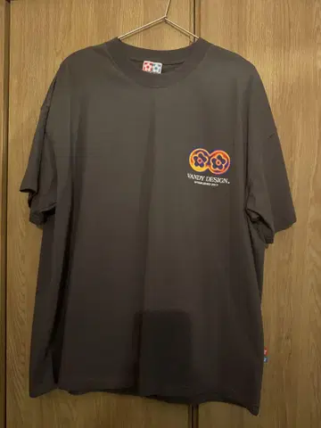 VANDYTHEPINK 티셔츠 XL