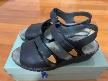 스트로버 strober 샌들 22.5cm