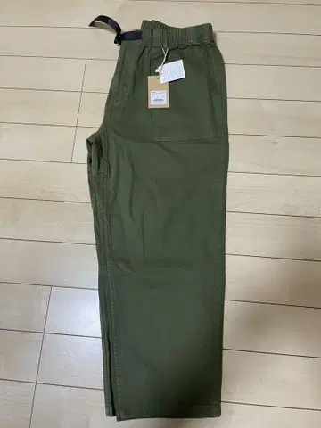 #그라미치 루즈 테이퍼드 팬츠 새상품 XL