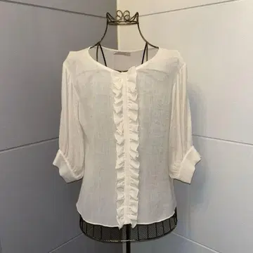 크리스티나 티 프릴 블라우스