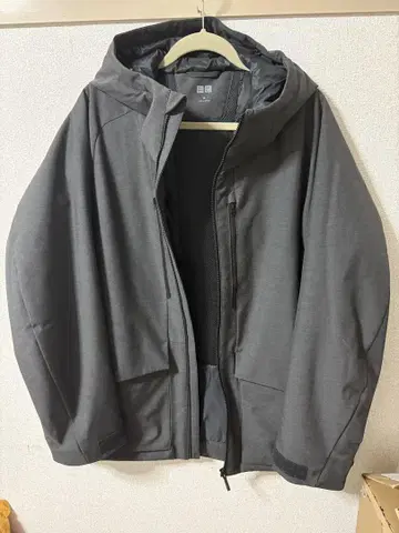 유니클로 하이브리드 다운 파카 XL