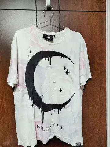 KILL STAR XL 티셔츠 달과 별과 장미 디자인