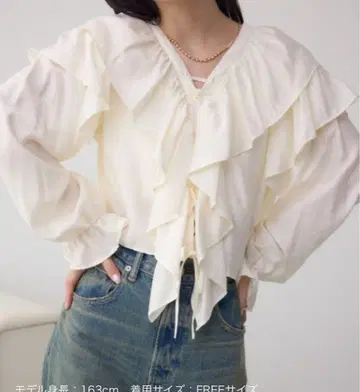 AZUL by moussy 양류 쉬폰 프린트 스키퍼 BL
