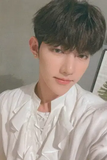 제로베이스원 타워레코드 하오 유스 인 더 쉐이드