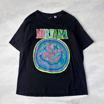 Nirvana 너바나 H&M 블랙 L사이즈(US) 반팔 티셔츠