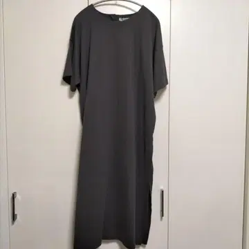 릴라식 새상품 그레이 반팔 롱 원피스 사이드 슬릿