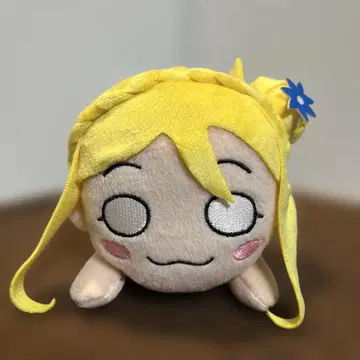 오바라 마리 누워있는 봉제 인형 러브 라이브 선샤인