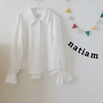 택 포함 새상품 하자 있음 natiam 프릴 소매 상의