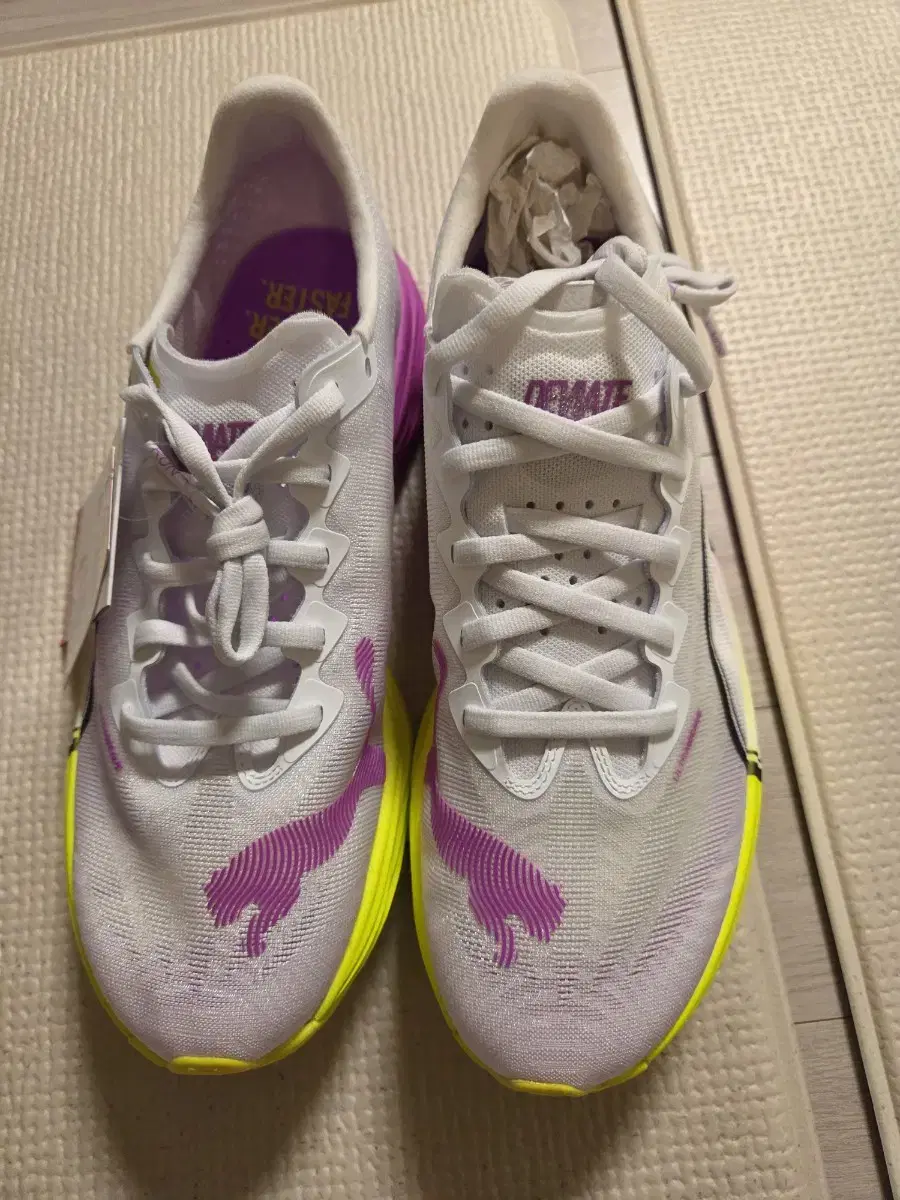 [260] PUMA Deviate Nitro Elite3 White Pure Magenta