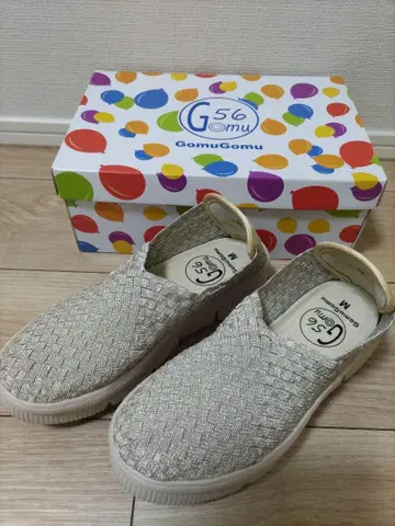 새상품 GomuGomu G56 샴페인 스니커즈 M