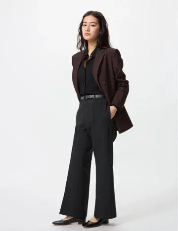 유니클로 스마트 플레어 팬츠 S 짧은 기장(64cm) 블랙