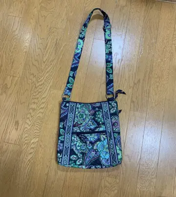 Vera Bradley 꽃무늬 핸드백 네이비