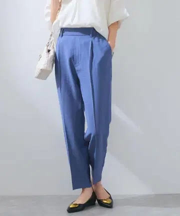 VIS [접촉 냉감/세탁 가능] 릴랙스 테이퍼드 팬츠 블루 블랙