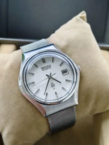 세이코 고급 빈티지 쿼츠 1975년