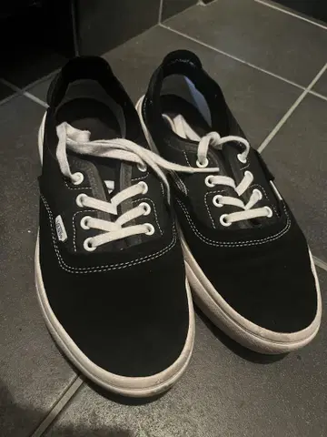 Vans 블랙 스니커즈 9.5