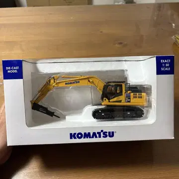 KOMATSU PC210LC-11 유압 셔블