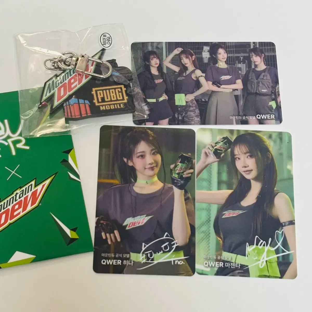 QWER Hina Magenta Group Mountain Dew PUBG Photocard Set (Includes