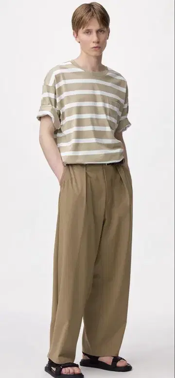 지유 배럴 레그 슬랙스 팬츠