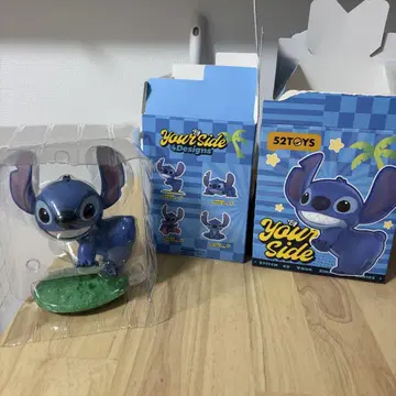 52TOYS 스티치 피규어