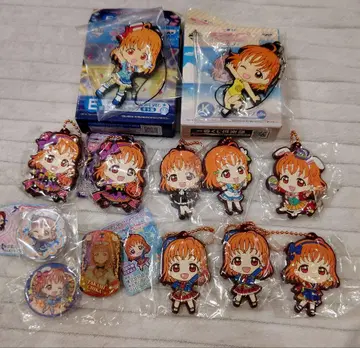 러브 라이브! 선샤인 타카미 치가 러버 키링, 아크릴 배지 등 13종