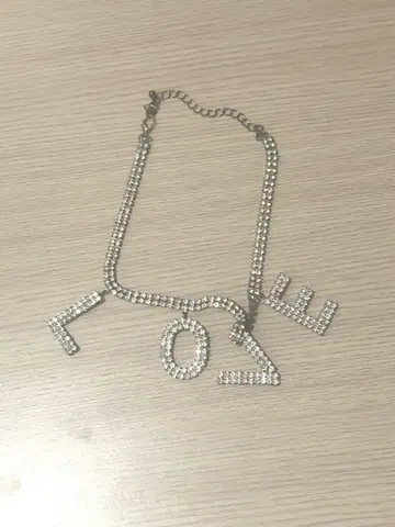 빔즈 목걸이