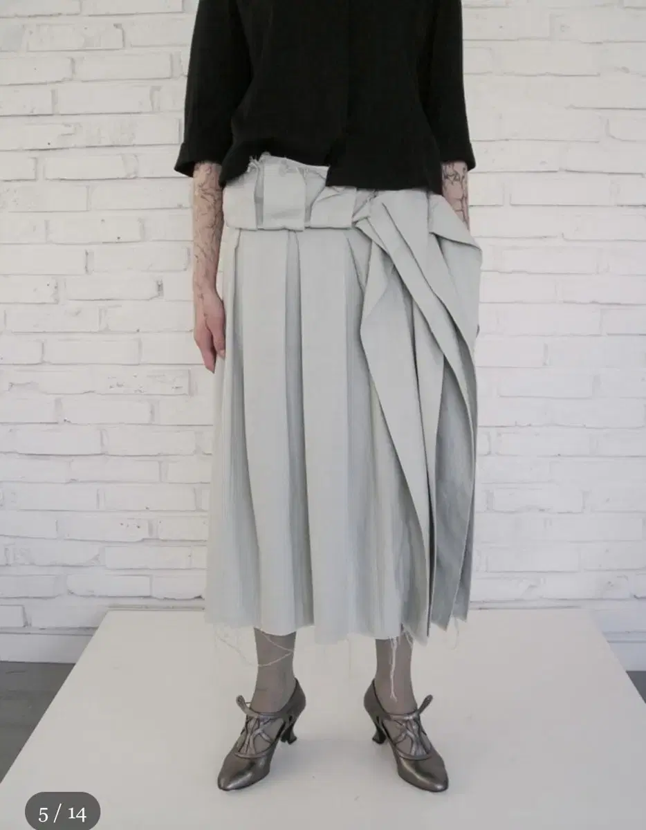 Aeongss Eonts 2025 Offbeat Pleats Mint