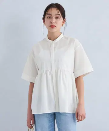 green label relaxing 페플럼 숏 슬리브 블라우스