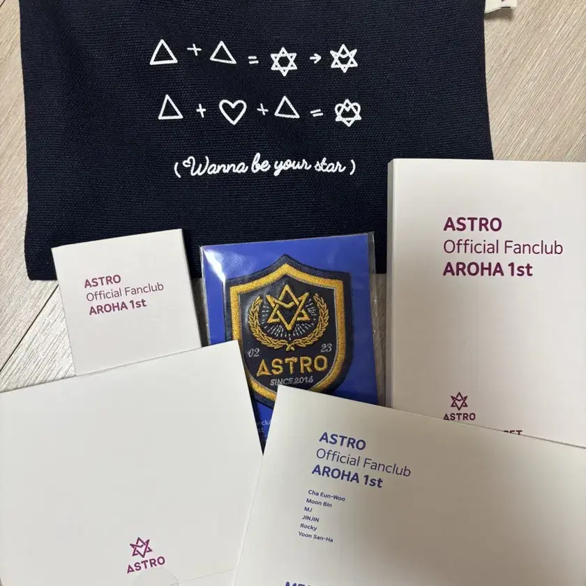 ASTRO | 아스트로 Astro Official Fan Club Aroha 1st