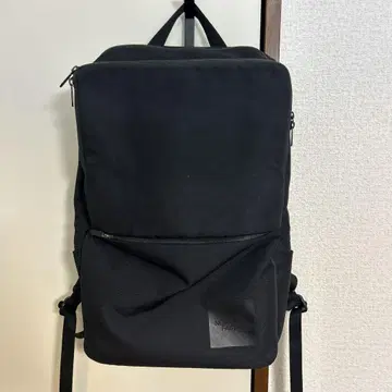 THE NORTH FACE 셔틀 데이팩 슬림 블랙