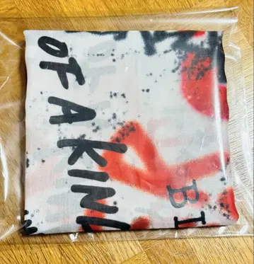 g-dragon 스카프