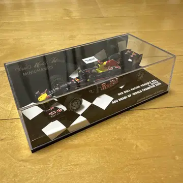 미니 챔프스 1/43 Redbull RB6 S. 베텔 2010