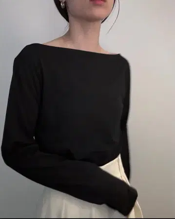 digne 시어 보트넥 / 블랙