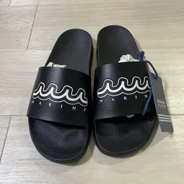 muta 블랙 비치 샌들