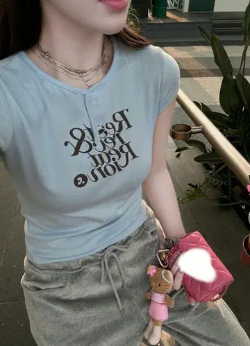 Rest & Recreation 반팔 티셔츠 스카이블루