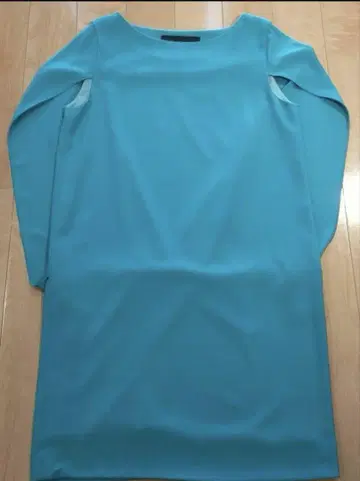 미사용에 가까운 Liesse 리에스 원피스