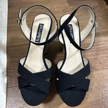 Marfmof 블랙 웨지 샌들
