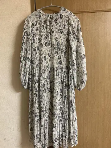 코코딜 꽃무늬 플리츠 롱 원피스
