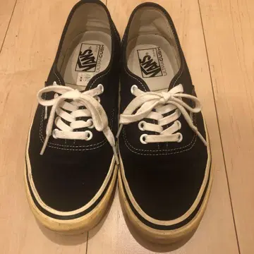 반스 오센틱 44dx 아나하임