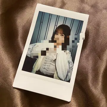 사토요시 우타의 폴라로이드
