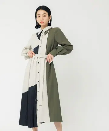 블로킹 라인 플리츠 원피스