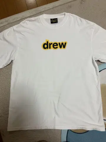 드류 하우스 drew 화이트 티셔츠 M 노랑 블랙 여름옷 빅 사이즈