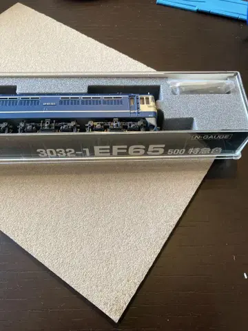 KATO N 게이지 3032-1 EF65 500 특급 색상