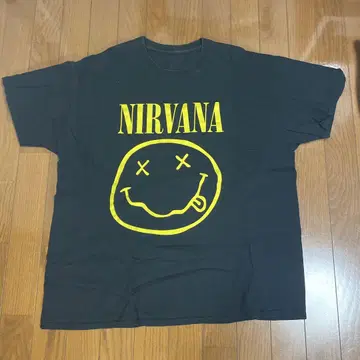 NIRVANA 밴딩 티셔츠 블랙
