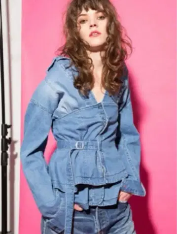 Styling/ kei shirahata 데님 뷔스티에 상의