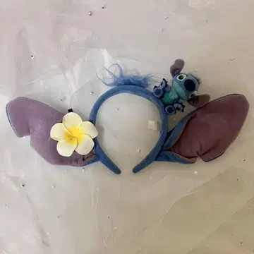스티치 귀가 달린 머리띠