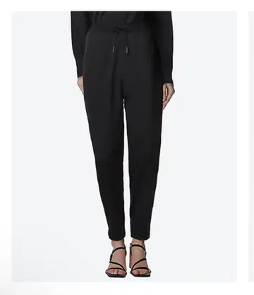 HYKE [거의 미사용] TASLAN TAPERED PANTS 카멜 01