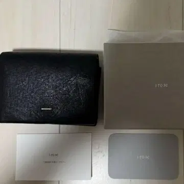 이로세 종이 단지 지갑 블랙